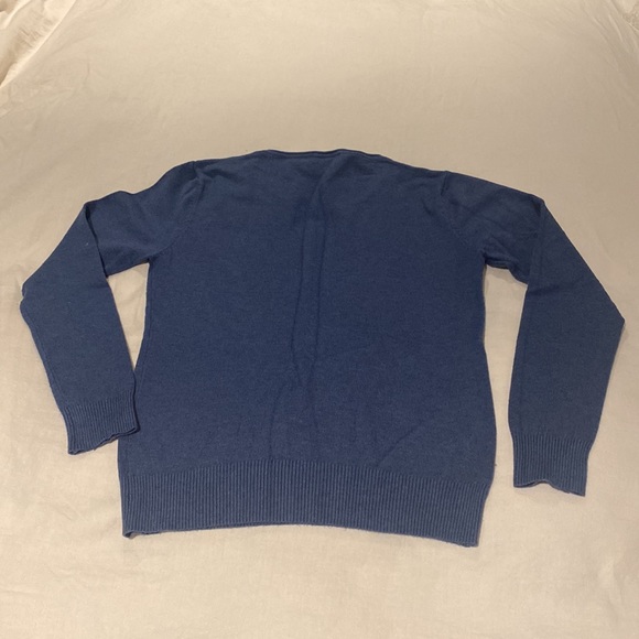 Soft thin sweater - Picture 4 of 4